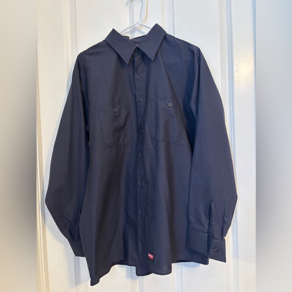 Red Kap - Men's Long Sleeved Navy Work Shirt w / Mimix.  Size L. Poly/Cotton NEW